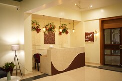 Mohey Hotel & Banquet Hall