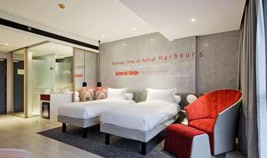 IBIS STYLES BATAM NAGOYA Room Type - Superior Room with twin beds
