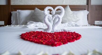 The Lake View Resort Munnar Room Type - Luxury Room with Balcony