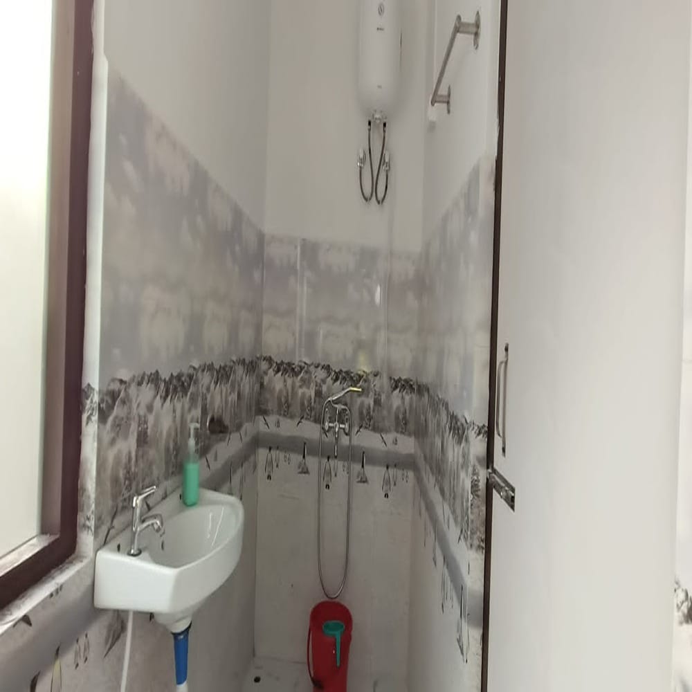 Goo Shavitri homestay - Tap to explore photos