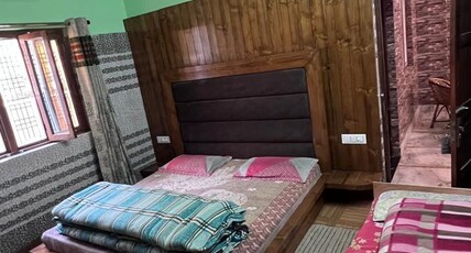 Hotel Dev Bhoomi Room Type - Deluxe Room