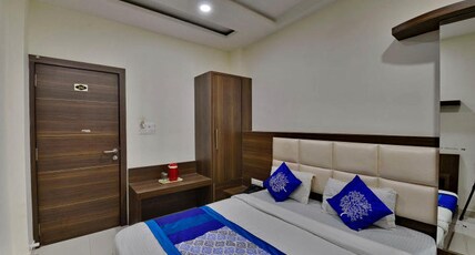 Hotel Amar Palace Room Type - Deluxe Non AC Room