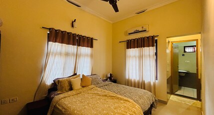 Meadows: Kannur's Serene Retreat Room Type - King Bed