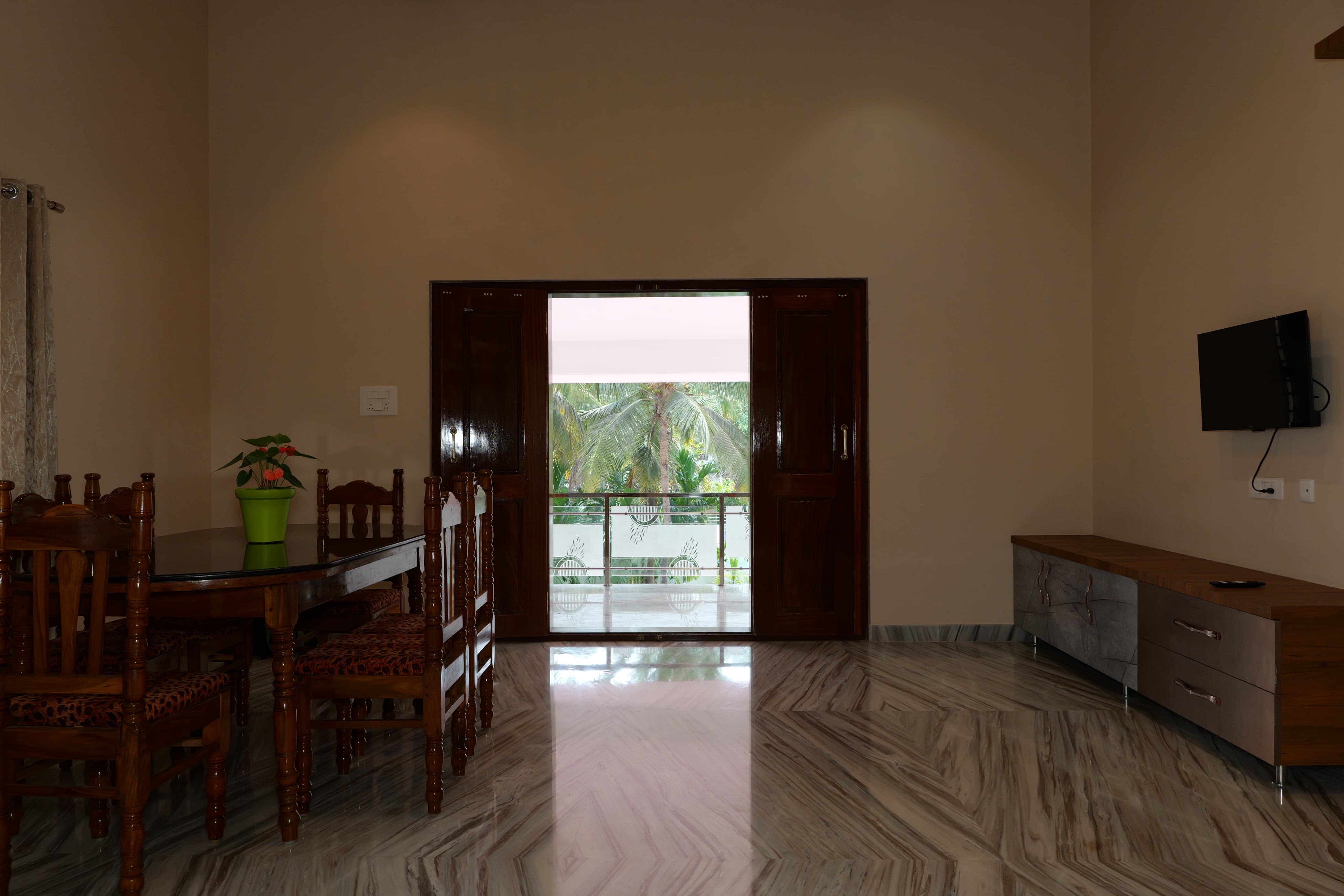 Sri Balaji Homestays - Tap to explore photos