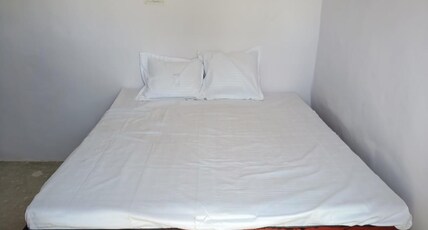 V K hotel Room Type - Standard room