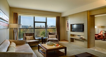 Crowne Plaza Ordos Room Type - 1 King Bed One Bedroom Suite
