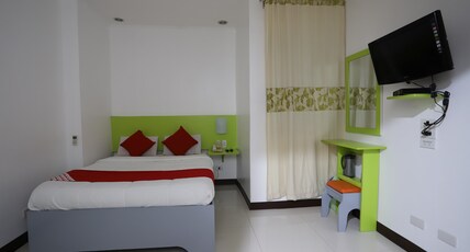 OYO 210 Apple Tree Suites Room Type - Philippines Superior Double