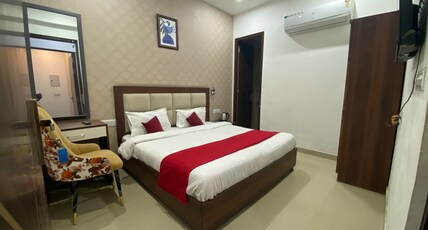Royal Park Inn Room Type - Deluxe Double