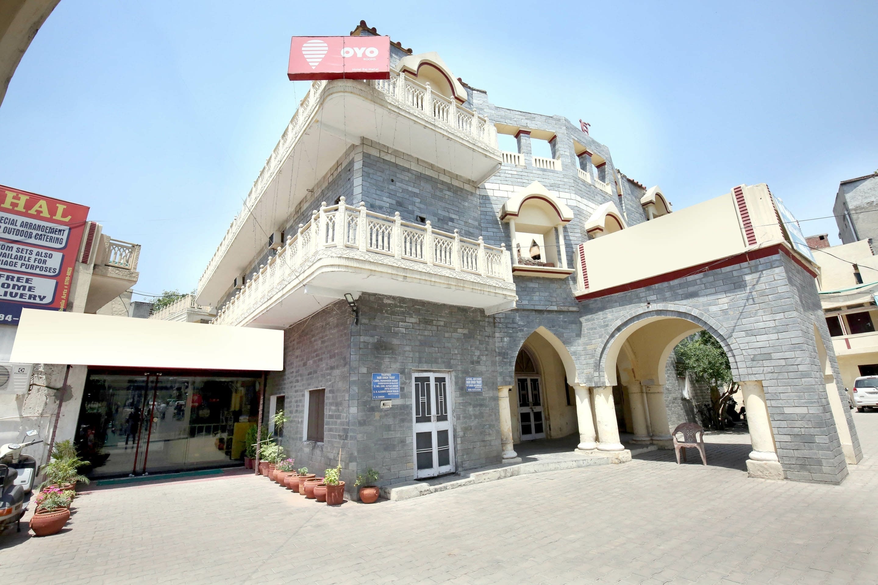Hotel O Rajmahal - Tap to explore photos