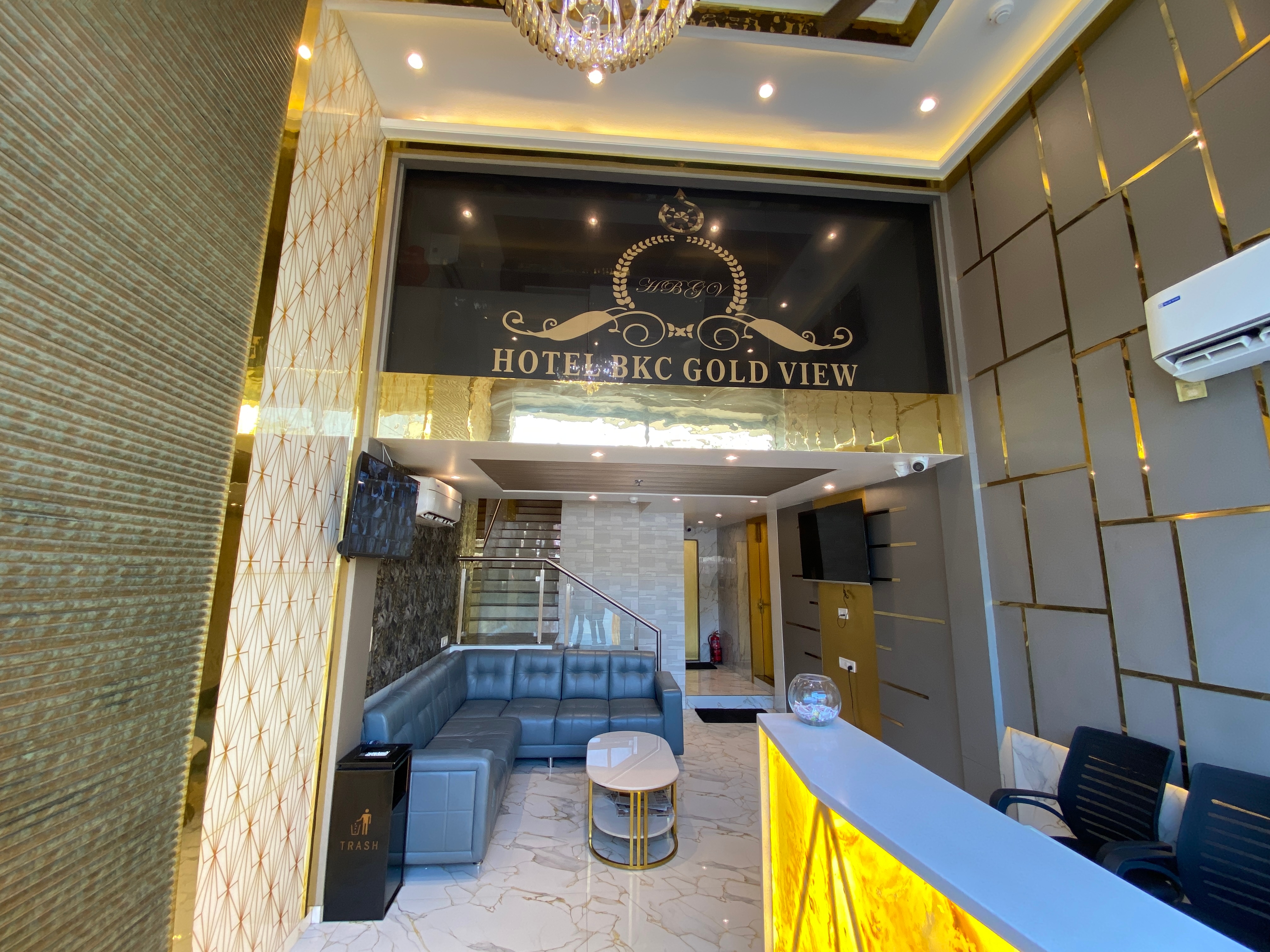 Hotel BKC Gold View Near Bandra Kurla Complex - Tap to explore photos