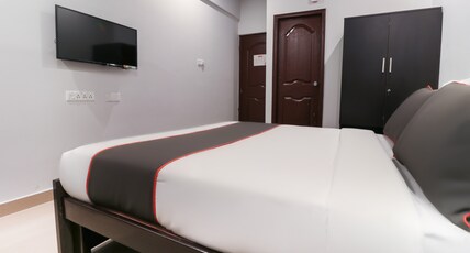 Hotel O IRA Sathyajyothi Comfort Room Type - Classic Hotel O IRA Sathyajyothi Comfort Room Type - Classic