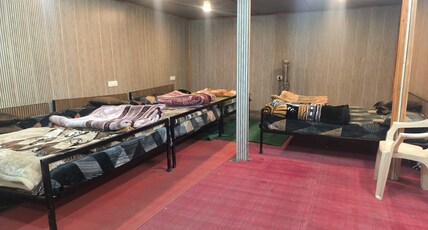 Himalayan Kedar Retreat-100 Mtrs From Temple Room Type - Semi Deluxe Hexa For 6 Pax