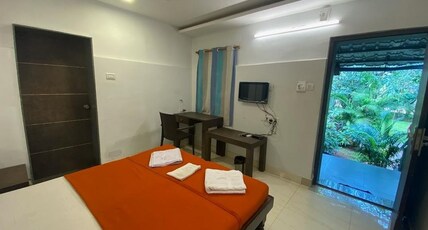 O'NEST Luxury Homestay | Rooms & Wi-Fi Room Type - Non Ac Deluxe
