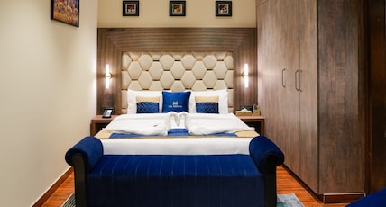 The Meriton, Nehru Palace - Just a Minute's Walk from OKHLA NSIC Metro Station Room Type - Standard Room The Meriton, Nehru Palace - Just a Minute's Walk from OKHLA NSIC Metro Station Room Type - Standard Room