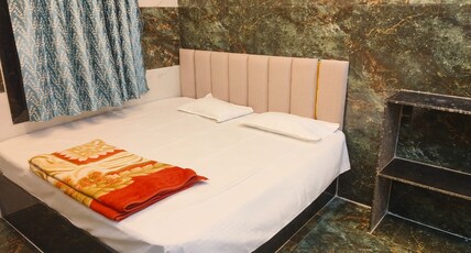 HITHIKA RESIDENCY Room Type - Bedroom 3