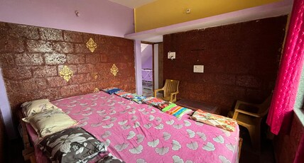 DANDELI NAKADI HOMESTAY Room Type - Bedroom 6