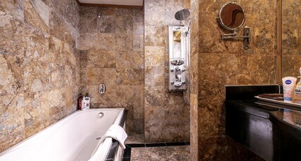 A25 Premium Hotel Room Type - Superior Double Room