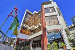 OYO 676 Hotel Maalaxmi Inn