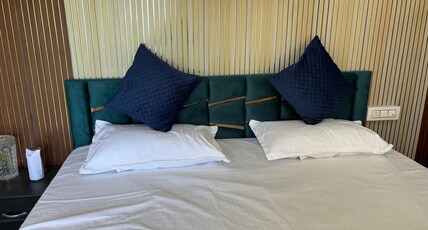 Pahadi aangan Room Type - Bedroom 2