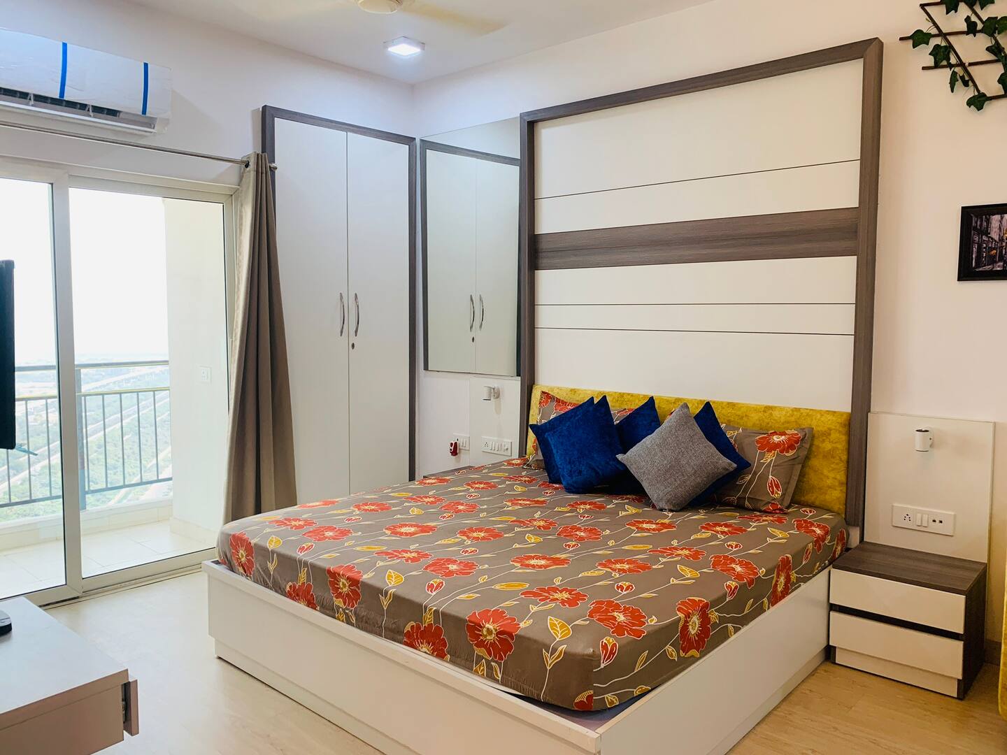 Richa's Home | The Shoebox Entire Apartment - Tap to explore photos