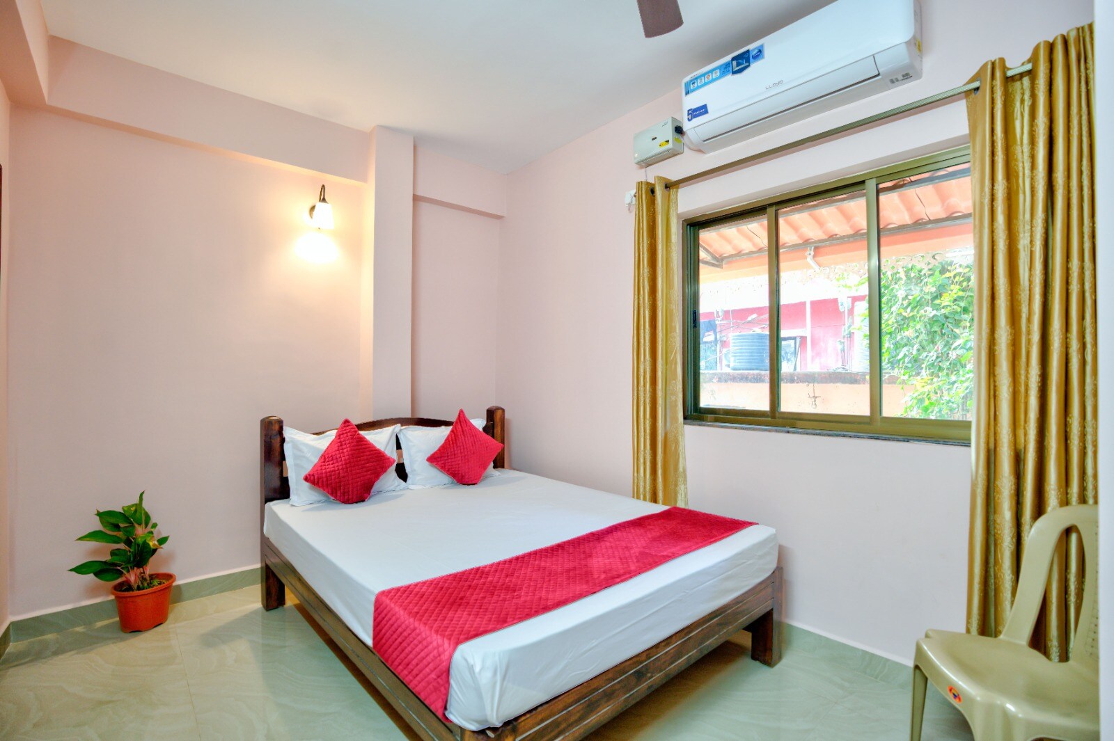 Elegant 2BHK Stay | 9 Mins to Candolim Beach - Tap to explore photos