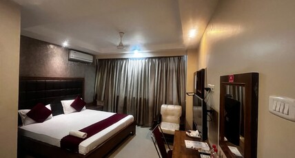 Hotel Parnil Palace Room Type - DELUXE AC ROOM