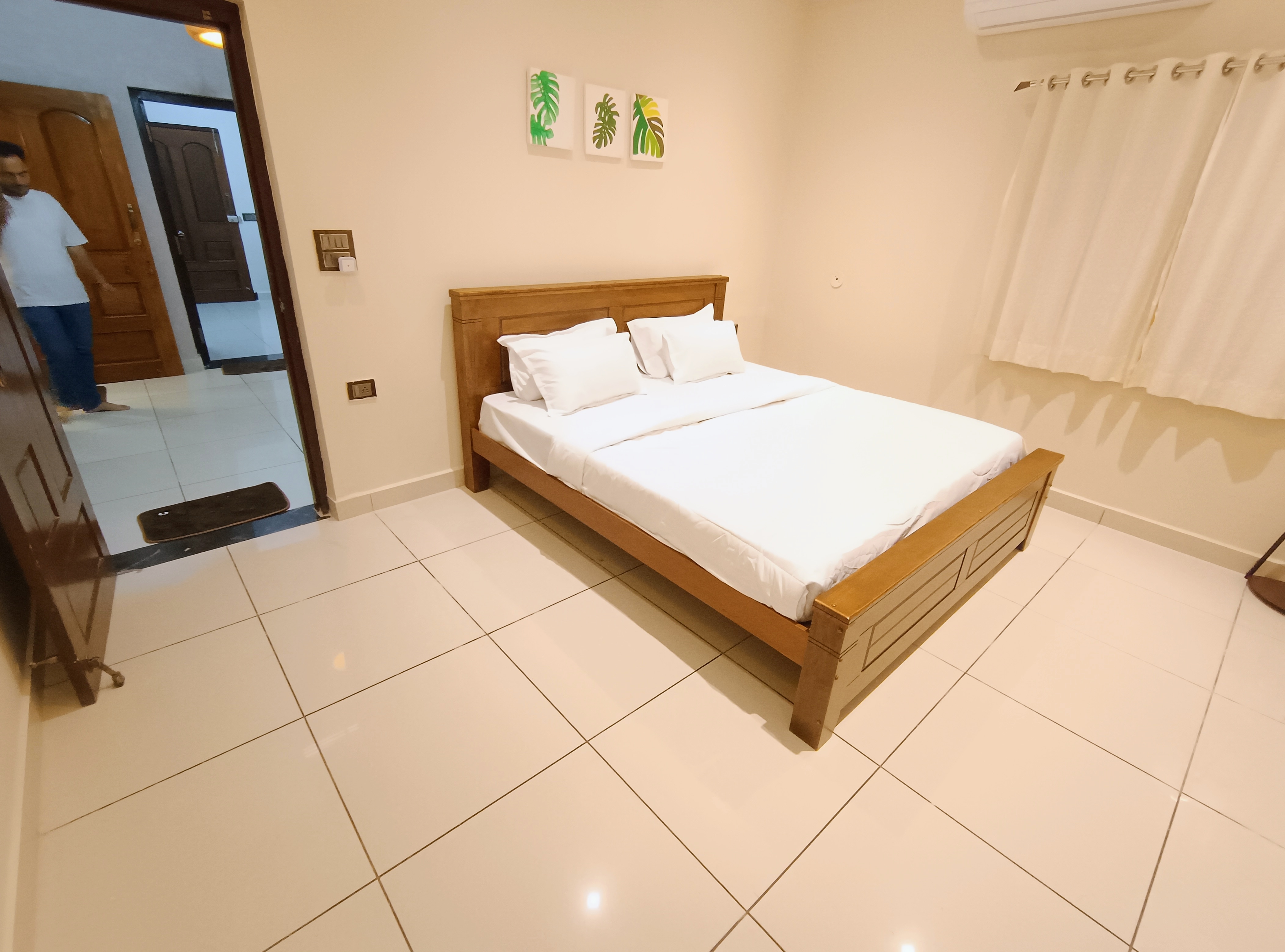 Mango Tree 3BHK Apartment - Tap to explore photos