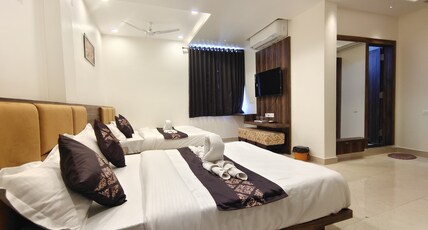 Hotel Vrinda Inn Room Type - Superior Quadruple Room