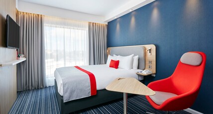 Holiday Inn Express GRIMSBY Room Type - 1 Double Standard with Free Hot Breakfast Holiday Inn Express GRIMSBY Room Type - 1 Double Standard with Free Hot Breakfast