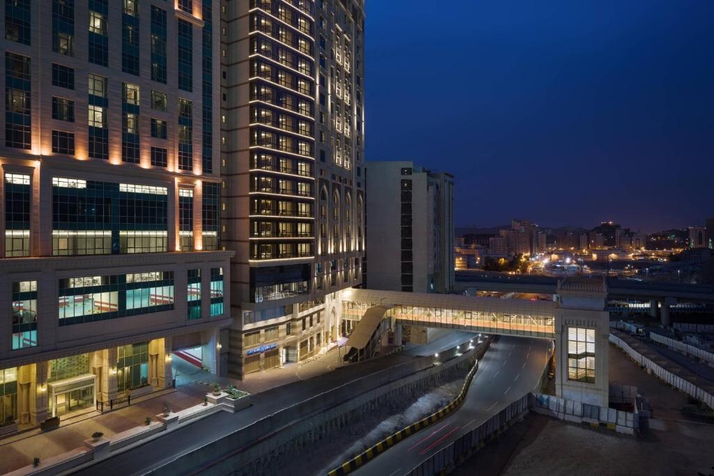 Sheraton Makkah Jabal Al Kaaba Hotel - Tap to explore photos