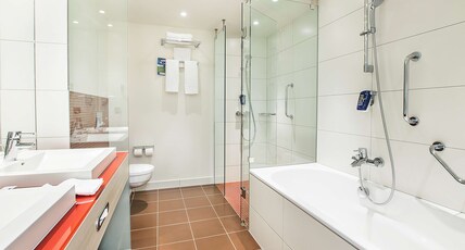 Park Inn by Radisson Krakow Room Type - Junior Suite - Wawel Castle View