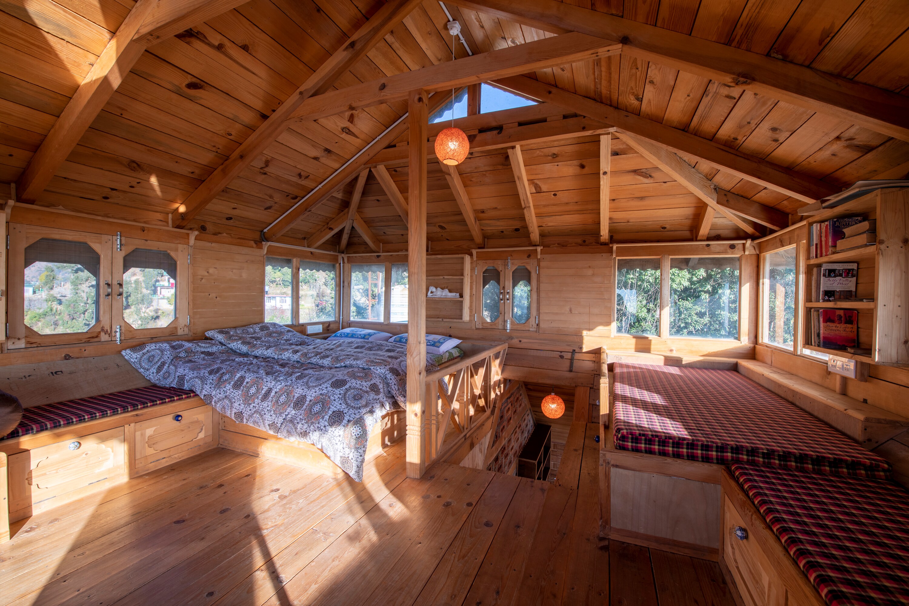 Mountain-View Family Double Room With Attic - Tap to explore photos
