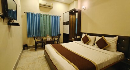 Hotel Raj Vilas Room Type - Deluxe Double Room