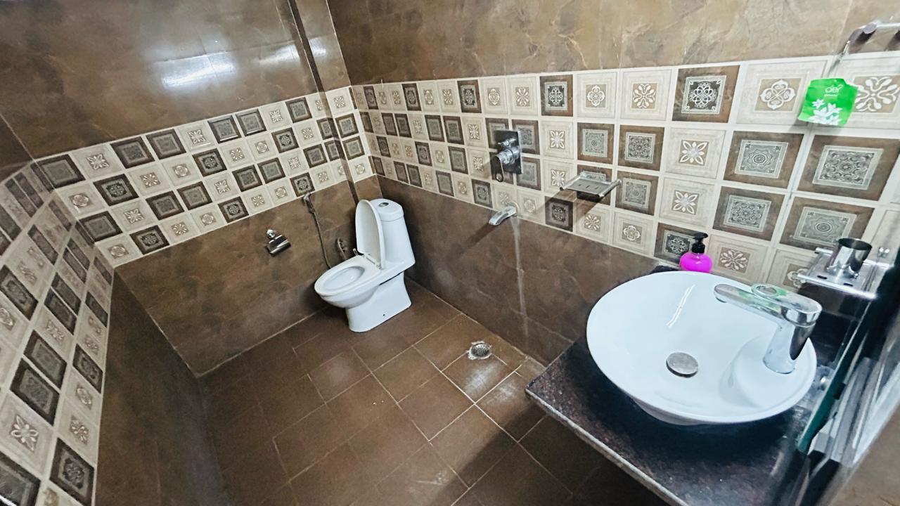 Shaanti CoLiving - Dorms and Rooms - Tap to explore photos