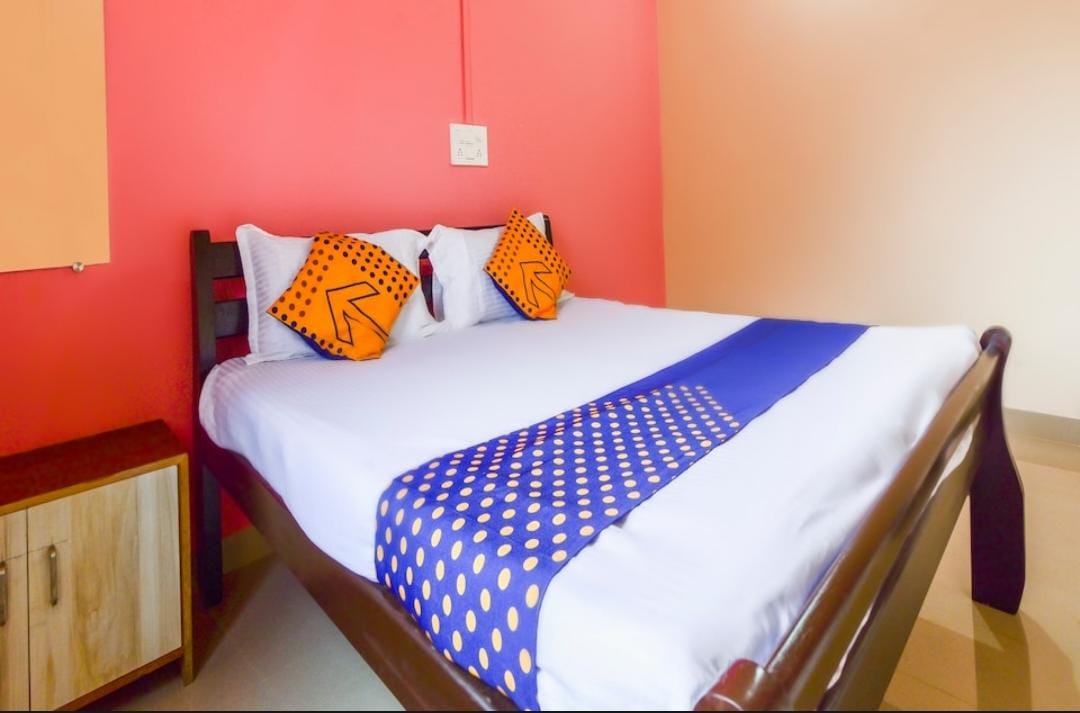HOTEL DIAMOND LODGING AND BOARDING - Tap to explore photos