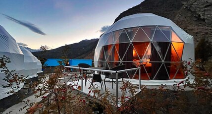YOLO Outdoors | Riverside Luxury Domes & Glamping - Jispa Room Type - Couples' Retreat Dome