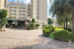 Photos of Hotel Shri Radha Nikunj Vrindavan