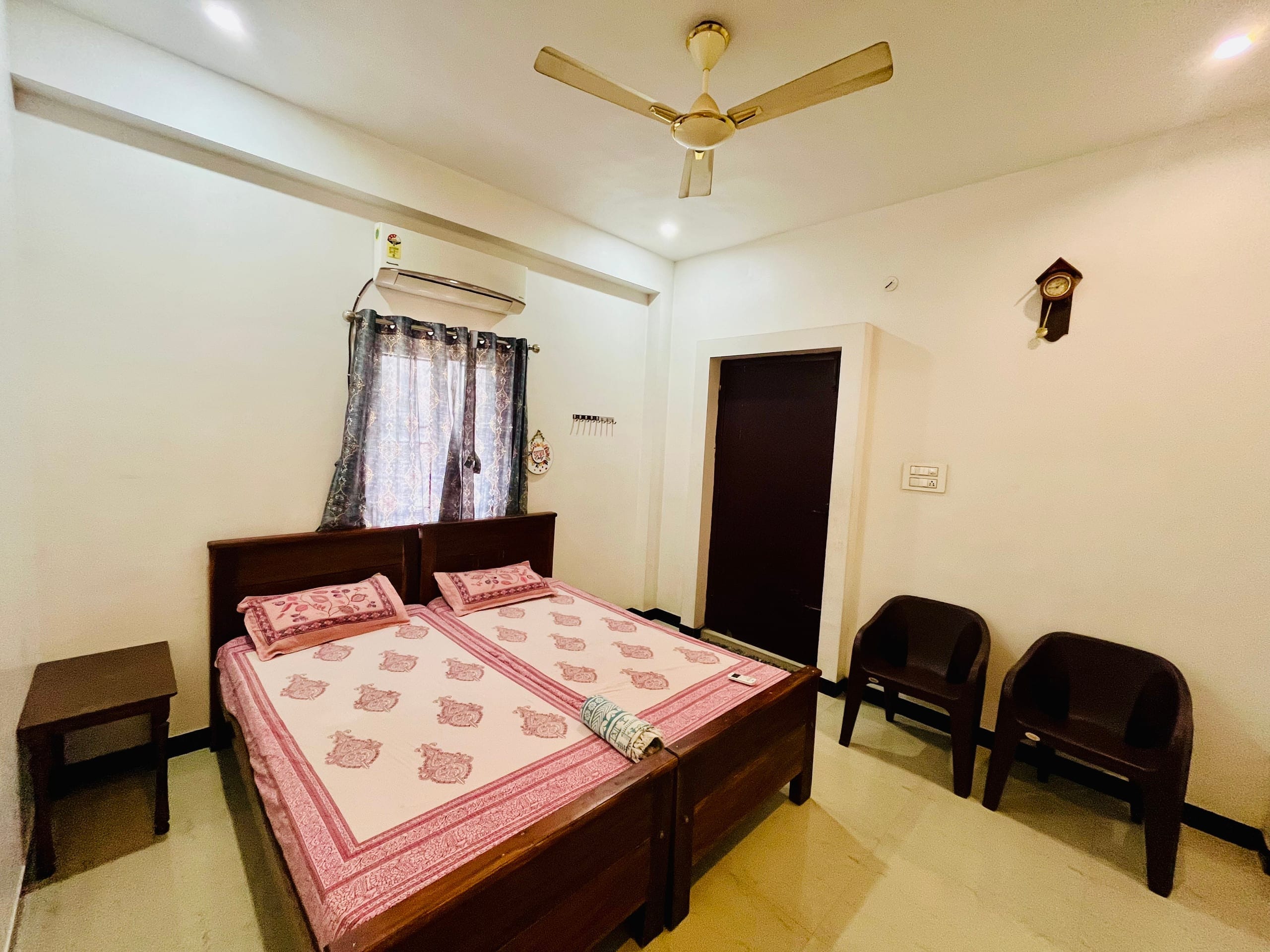 Esanya Home - Kovaipudur - Home away from home - Tap to explore photos
