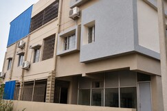 SP stays Mahindra Nagar