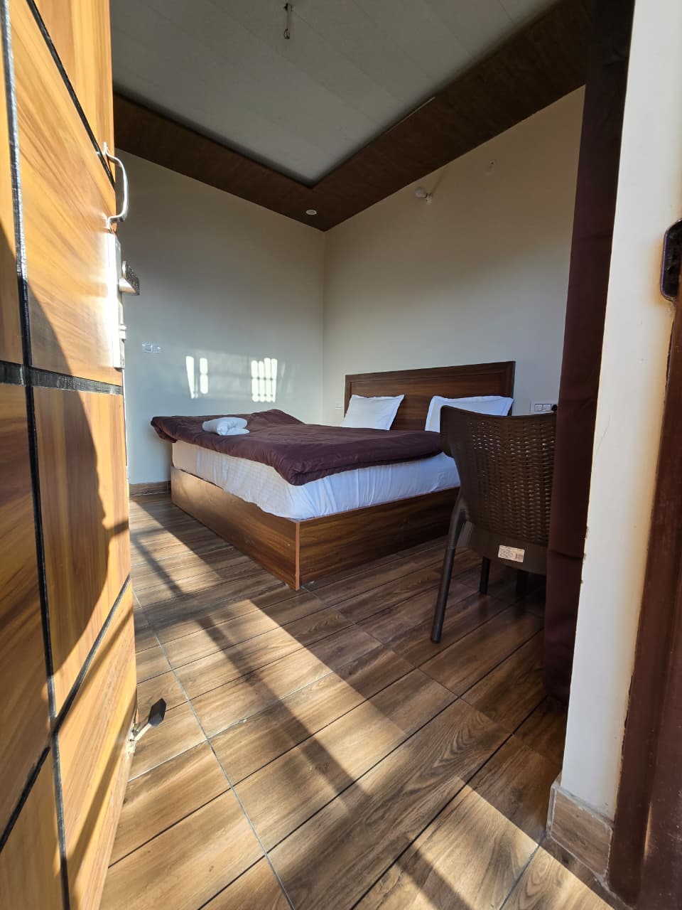 Hks orchards stay kanatal - Tap to explore photos