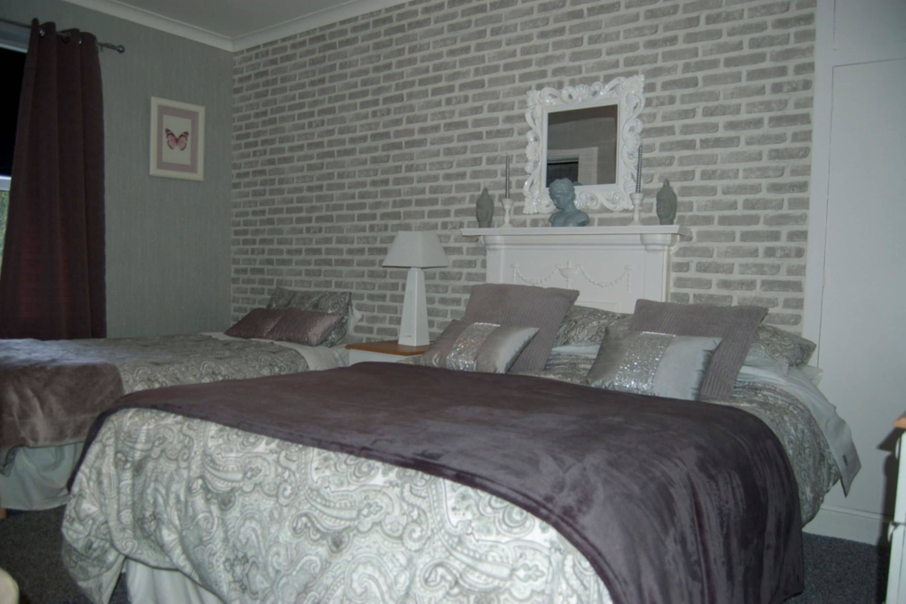 OYO La Spada Boutique Hotel - Tap to explore photos