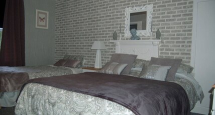 OYO La Spada Boutique Hotel Room Type - Standard Triple Room OYO La Spada Boutique Hotel Room Type - Standard Triple Room