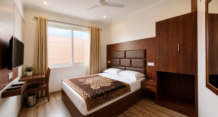 Hotel World Residences Lalchowk Srinagar Room Type - Semi Deluxe- Free Wifi