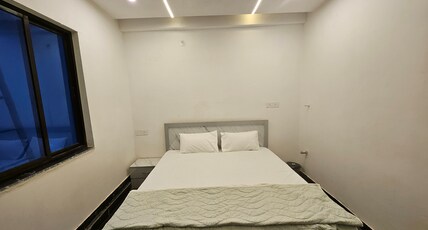 Radharas stay Vrindavan -Homestay in Vrindavan Room Type - Bedroom 4