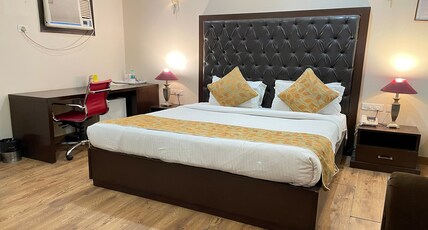 Hotel Mansarover Paradise Room Type - V.I.P Room