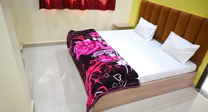 Maa Laxmi paying Guest house.. Room Type - Deluxe Rooms 