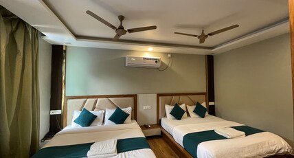YATRAM Room Type - Premium Family Room