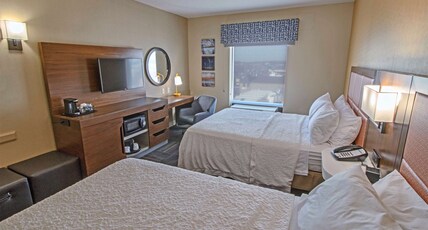 Hampton Inn & Suites Chesapeake-Battlefield Boulevard Room Type - 2 QUEEN BEDS NONSMOKING
