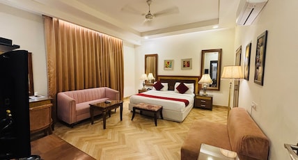 Hotel Picasso - Paschim Vihar Room Type - Premium Room Hotel Picasso - Paschim Vihar Room Type - Premium Room