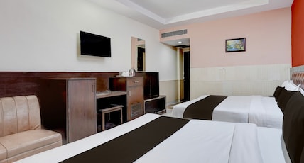 Collection O Haridwar Railway Station Formerly Le Central Room Type - Saver Double Collection O Haridwar Railway Station Formerly Le Central Room Type - Saver Double